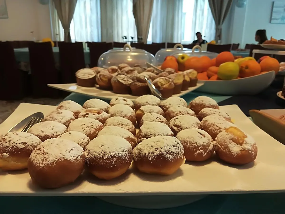 Hotel Jolie Rimini 3*,
